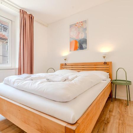 Whats-App Self-Check-In - Vibrant City Life In Graz Exterior photo